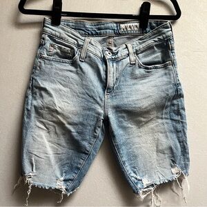 Adriano Golfschmied Ag-ed Denim Light Blue Nikki relaxed skinny short Sz 25